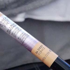Revlon concealer